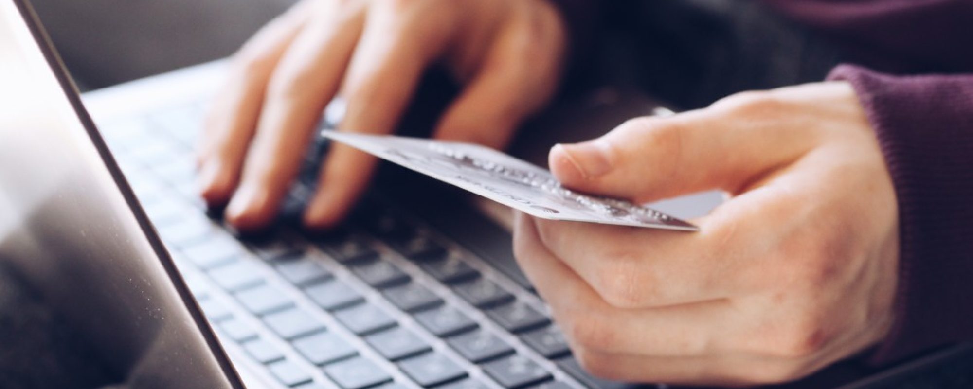 Fraude-bancaria-Saiba-quais-sao-seus-tipos-e-como-se-proteger-do-golpe Fraude-bancaria-Saiba-quais-sao-seus-tipos-e-como-se-proteger-do-golpe